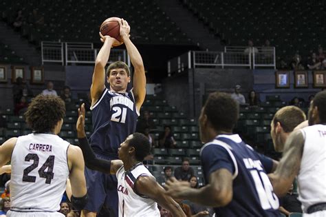 Acker puts up 22 in Long Island’s 83-68 win against Texas A&M-CC